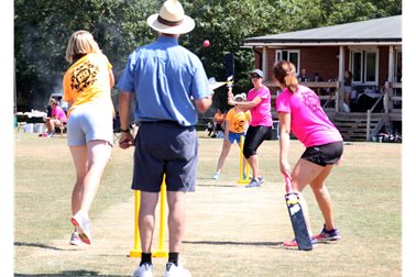 Soft Ball Cricket festival with Eynsham Ladies - Photographer Ian Miller